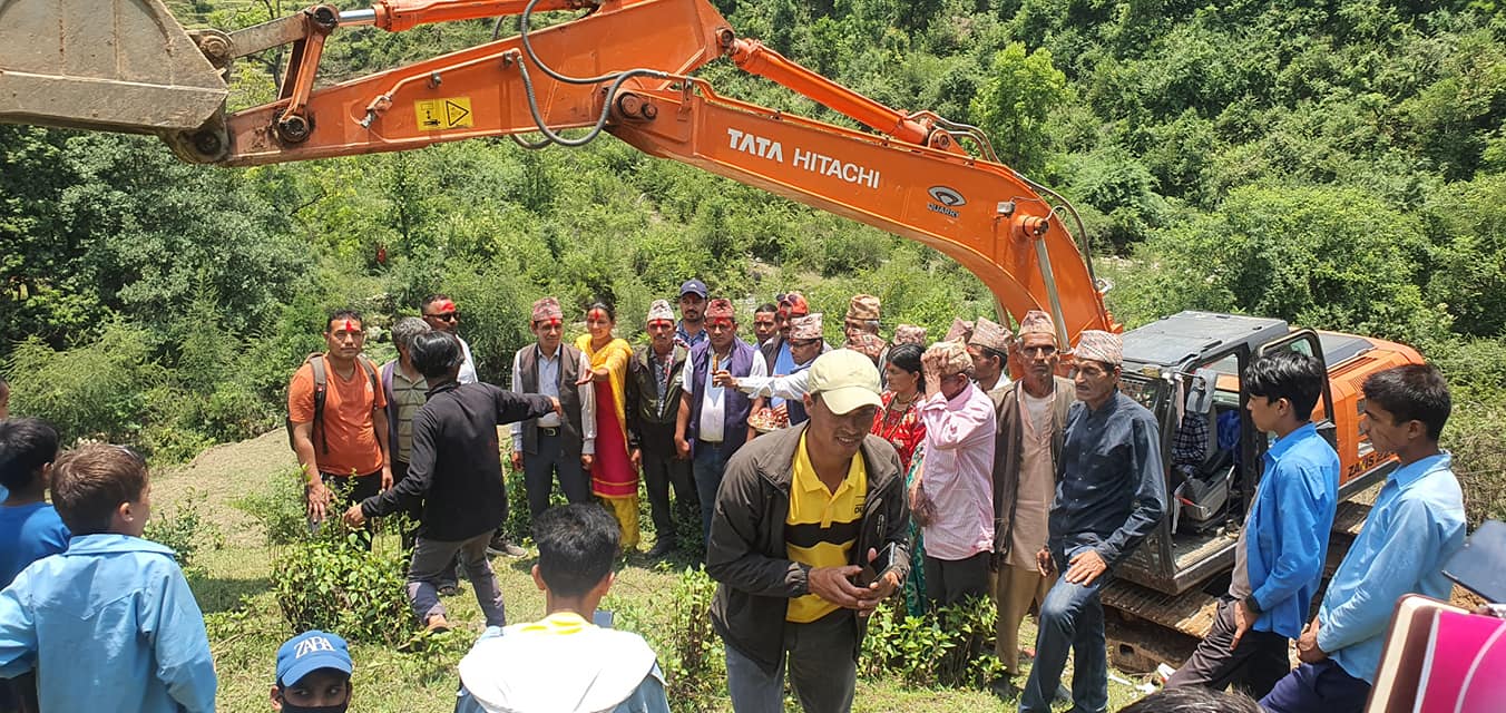 बैतडीको सुर्नयामा चौथाली–कठमडा सडक निर्माण कार्य शुरु 